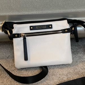 Kenneth Cole crossbody purse